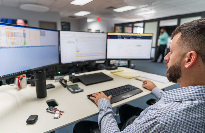 SeamlessIntegration logistics for high-value technology goods